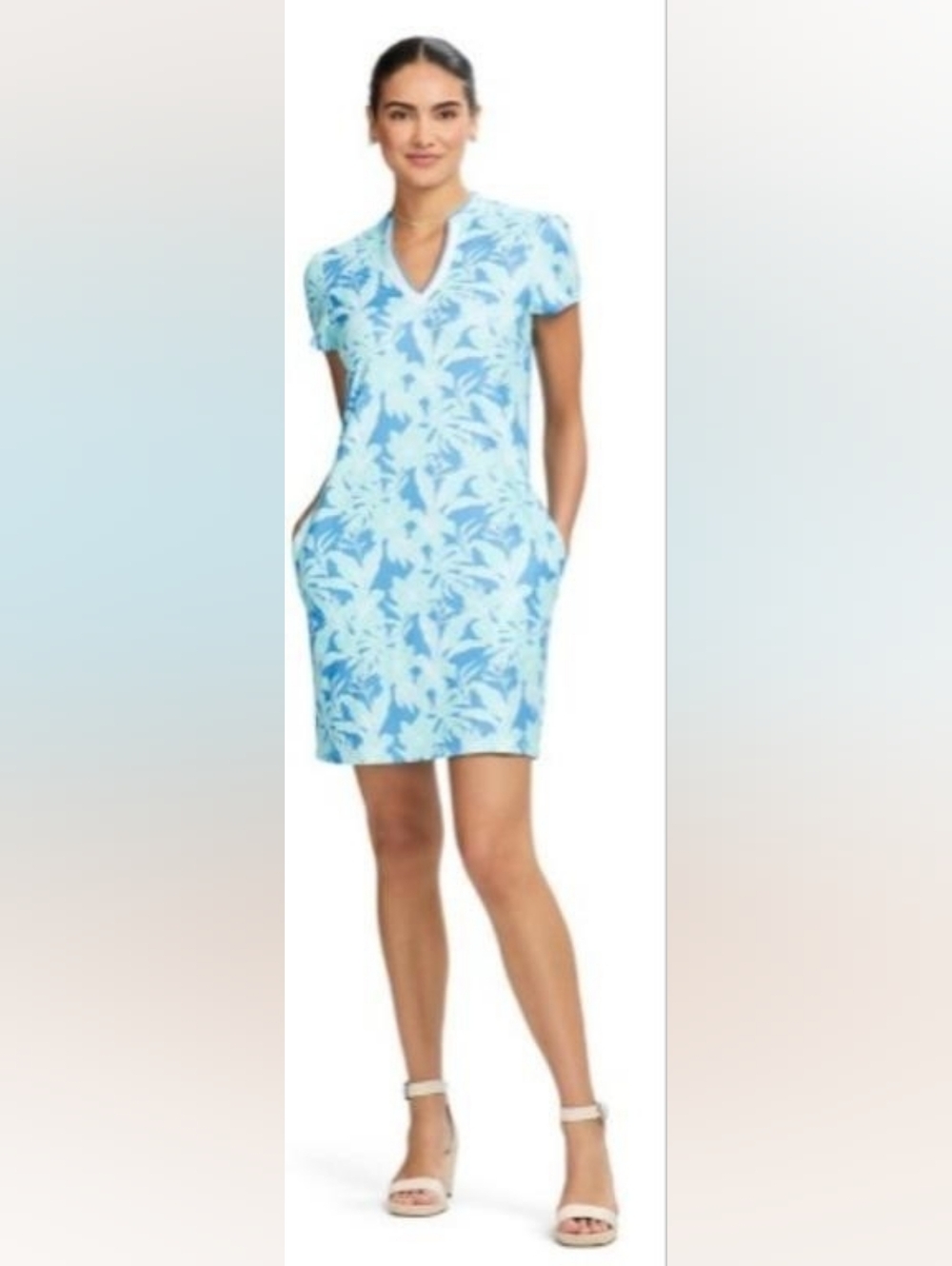 ✨2/$20✨Izod Performance Sara Printed Light Blue Floral Mini Dress